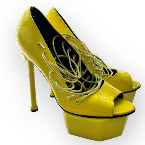 JENNIFER CHOU PLATFORM HIGH HEEL TOPANGA - Picture 5 of 13